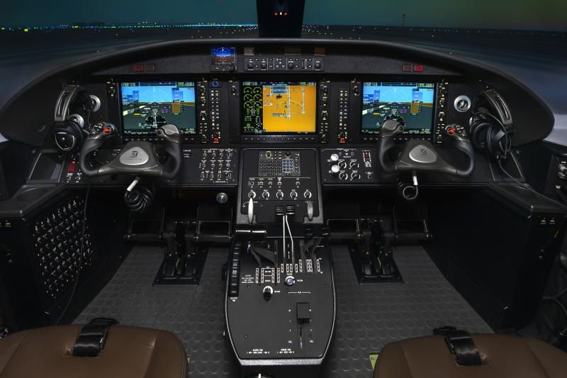 FlightSafety Aircraft Flight Simulation Training Systems
