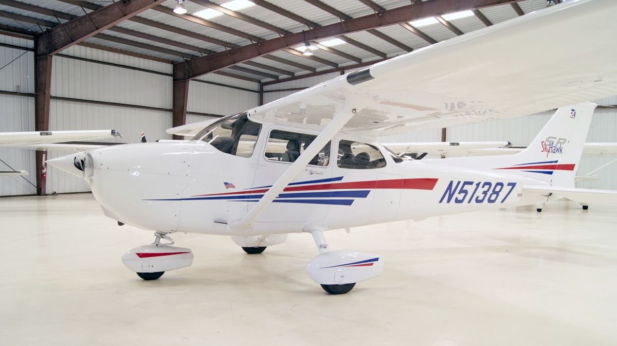 2001 Cessna 172S Skyhawk SP  N51387 monday 2023-02-13